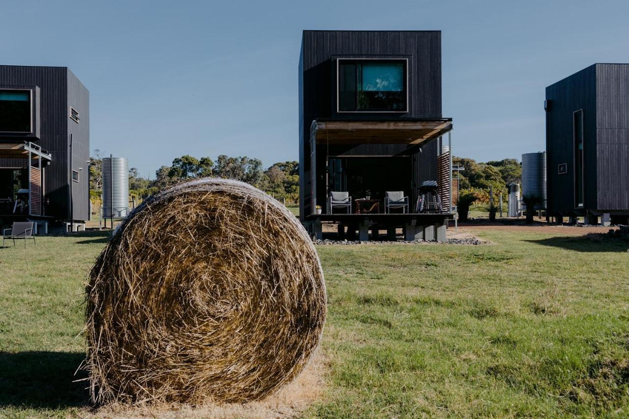 Barn Hives ยัลลิงอัพ ภายนอก รูปภาพ